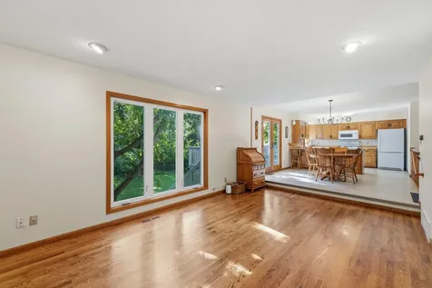 3840 Riverton Avenue Eagan MN 55122