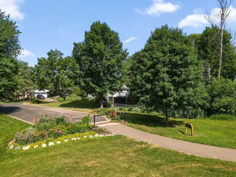 3840 Riverton Avenue Eagan MN 55122