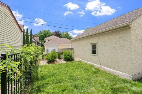 2128 Juno Avenue Saint Paul MN 55116