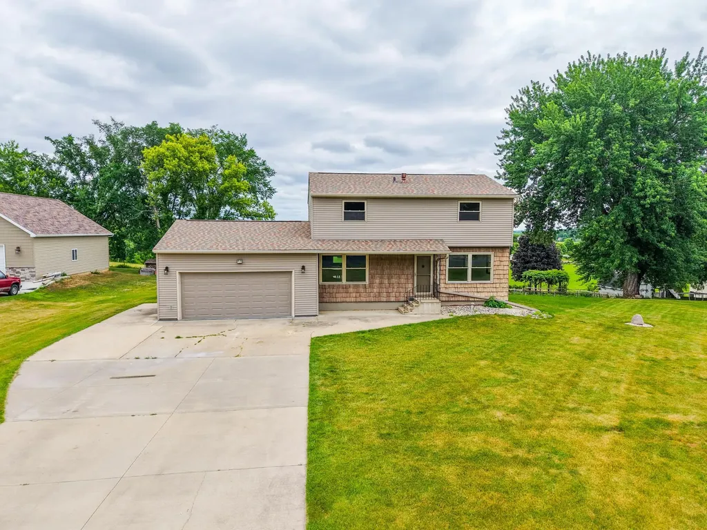 720 Campbell Court Pine Island MN 55963