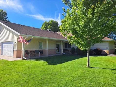 12998 Evergreen Drive Lindstrom MN 55045