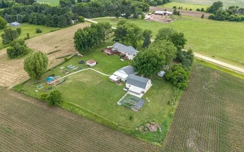 24854 Lewiston Boulevard Hampton MN 55031