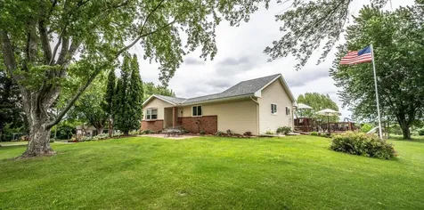 24854 Lewiston Boulevard Hampton MN 55031