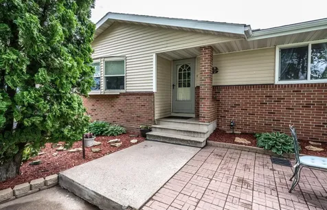 24854 Lewiston Boulevard Hampton MN 55031