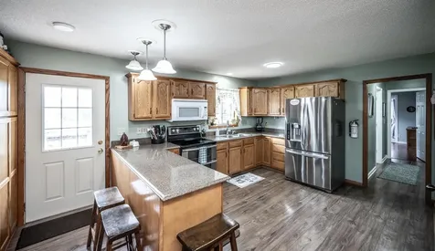 24854 Lewiston Boulevard Hampton MN 55031