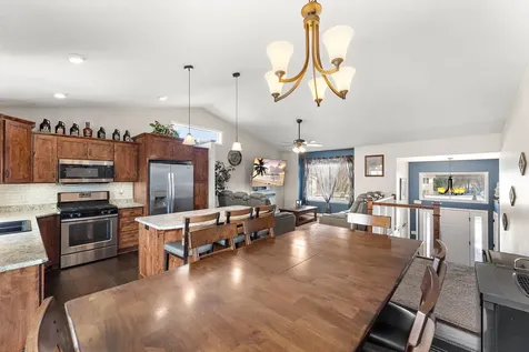 12012 Mayview Cove Lindstrom MN 55045