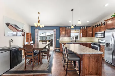 12012 Mayview Cove Lindstrom MN 55045