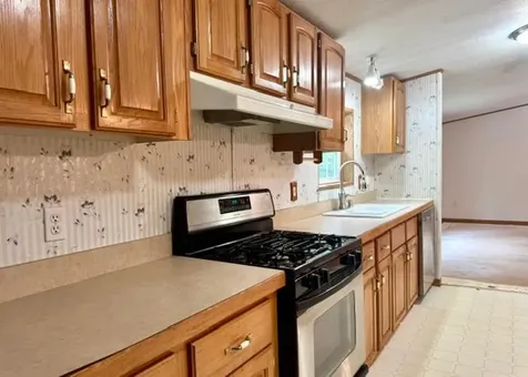 1672 County Road 146 Holyoke MN 55749
