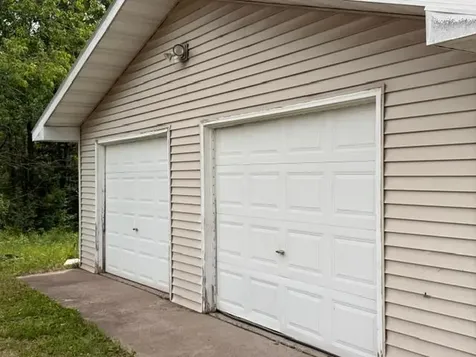 1672 County Road 146 Holyoke MN 55749