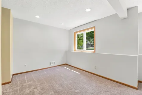 3698 Willbrook Court Eagan MN 55123