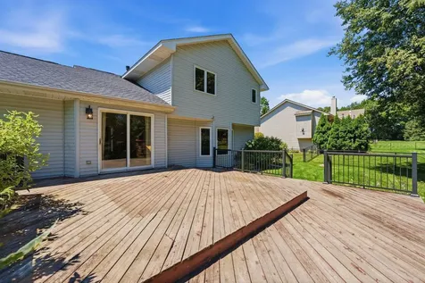 3698 Willbrook Court Eagan MN 55123