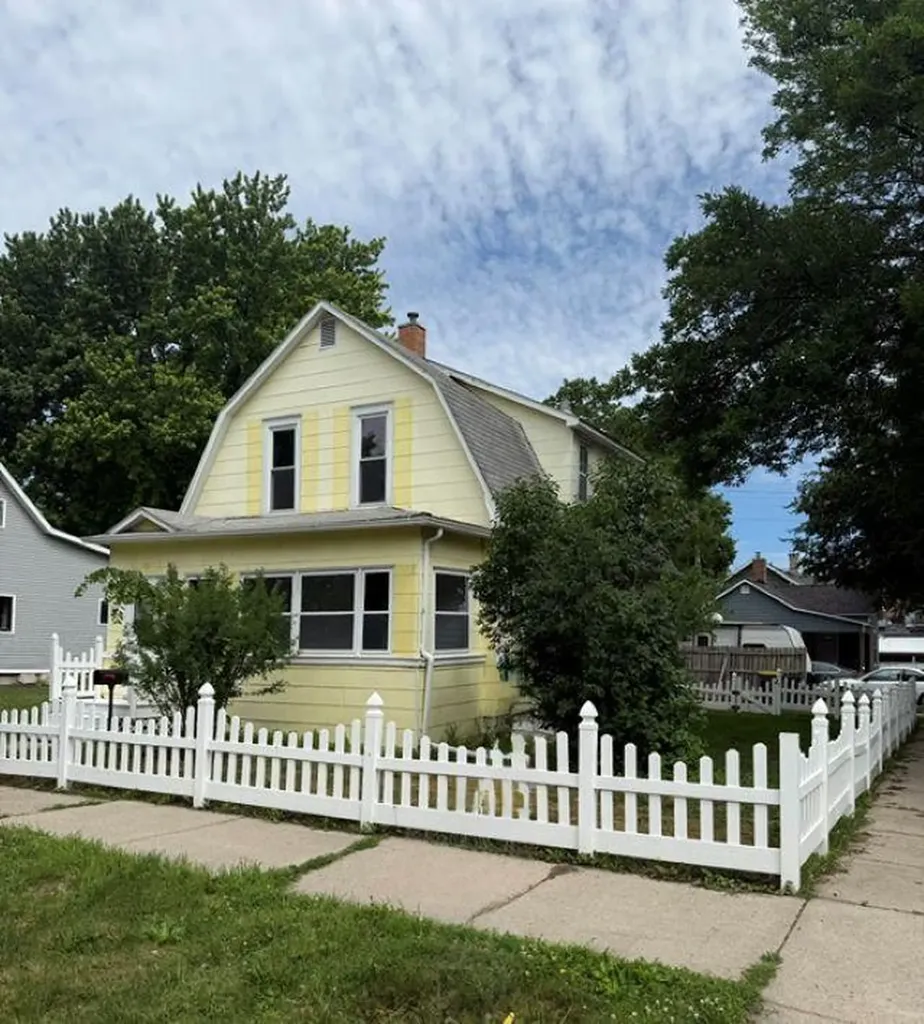302 Nicollet Avenue Mankato MN 56003