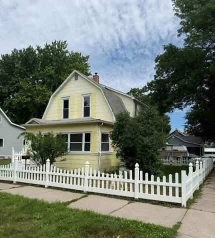 302 Nicollet Avenue Mankato MN 56003