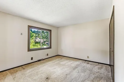 8009 Noble Avenue N Brooklyn Park MN 55443