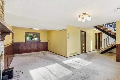 8009 Noble Avenue N Brooklyn Park MN 55443