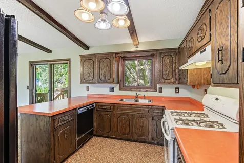 8009 Noble Avenue N Brooklyn Park MN 55443