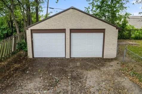 577 38th Avenue NE Columbia Heights MN 55421