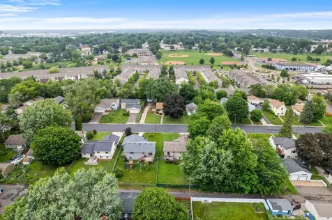 577 38th Avenue NE Columbia Heights MN 55421