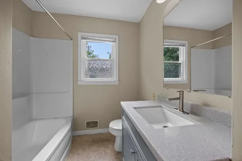 577 38th Avenue NE Columbia Heights MN 55421