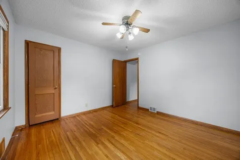 577 38th Avenue NE Columbia Heights MN 55421