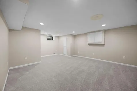 577 38th Avenue NE Columbia Heights MN 55421