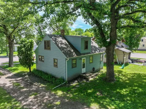 1318 Irving Street Alexandria MN 56308