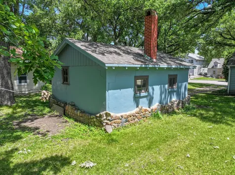 1318 Irving Street Alexandria MN 56308