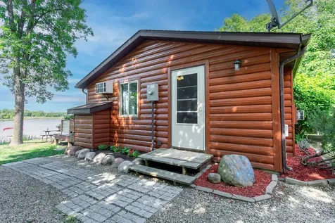 3849 Fanny Lake Road NE Cambridge MN 55008