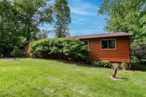 3849 Fanny Lake Road NE Cambridge MN 55008