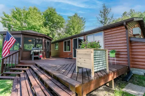 3849 Fanny Lake Road NE Cambridge MN 55008
