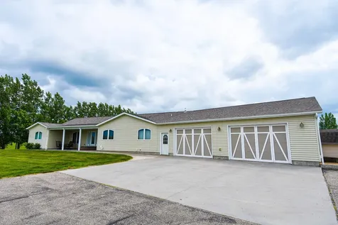 13977 330th Street NW Newfolden MN 56738