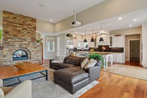 9685 County Road 13 SE Delano MN 55328