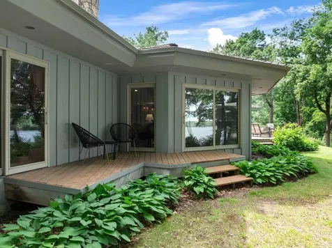 22 Evergreen Road North Oaks MN 55127