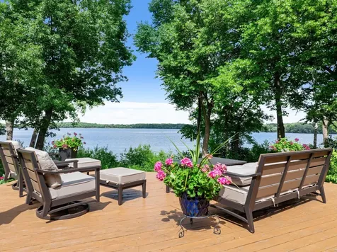 22 Evergreen Road North Oaks MN 55127