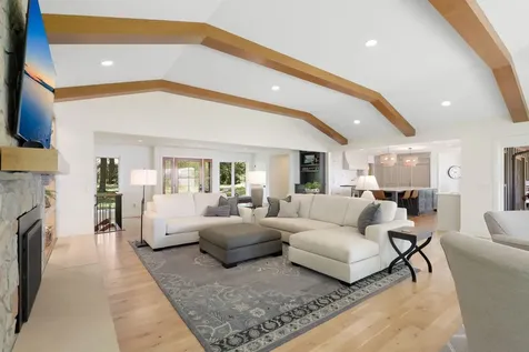 22 Evergreen Road North Oaks MN 55127
