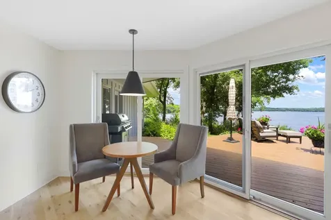 22 Evergreen Road North Oaks MN 55127