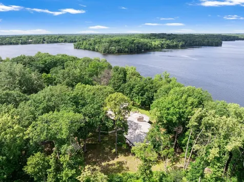 22 Evergreen Road North Oaks MN 55127
