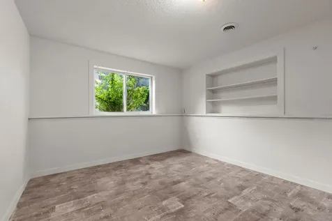 9143 Brunswick Avenue N Brooklyn Park MN 55443
