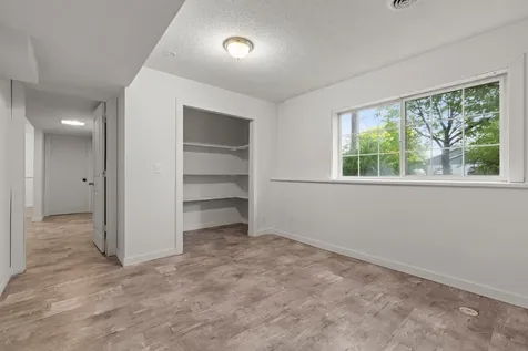 9143 Brunswick Avenue N Brooklyn Park MN 55443