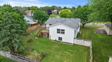 9143 Brunswick Avenue N Brooklyn Park MN 55443