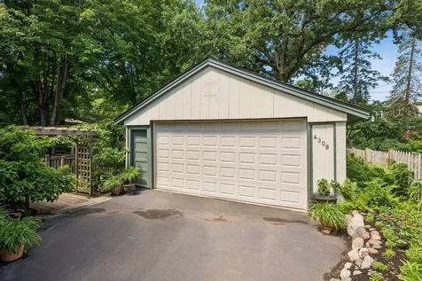 4308 France Avenue S Edina MN 55410