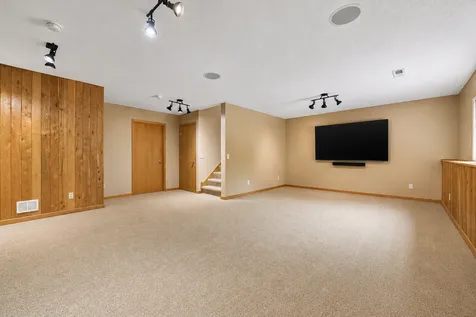 1045 Breezy Court Waconia MN 55387