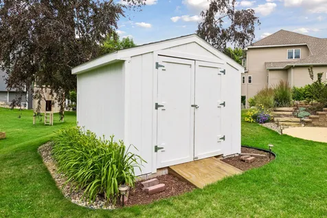 1045 Breezy Court Waconia MN 55387