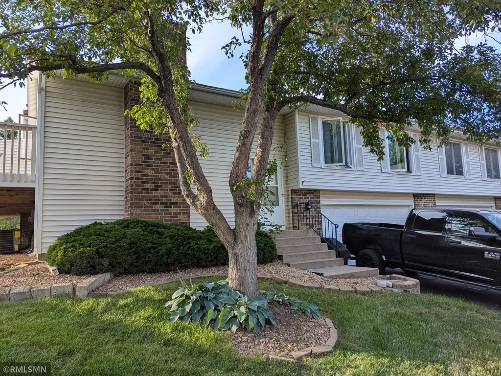 1741 W 140th Street Burnsville MN 55337