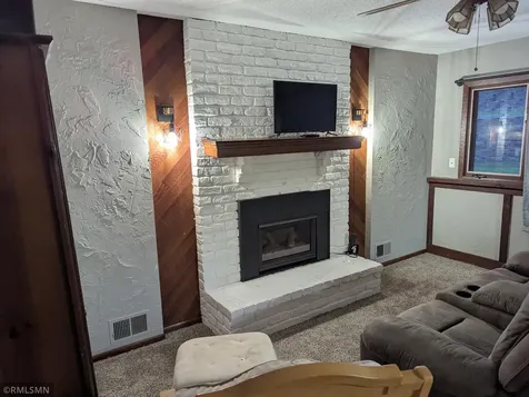 1741 W 140th Street Burnsville MN 55337