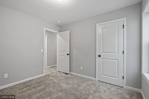 2619 Ivan Avenue NE Saint Michael MN 55376