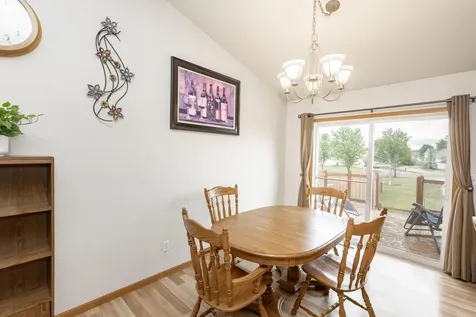 807 16th Avenue W West Fargo ND 58078