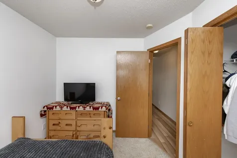 807 16th Avenue W West Fargo ND 58078