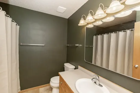 807 16th Avenue W West Fargo ND 58078