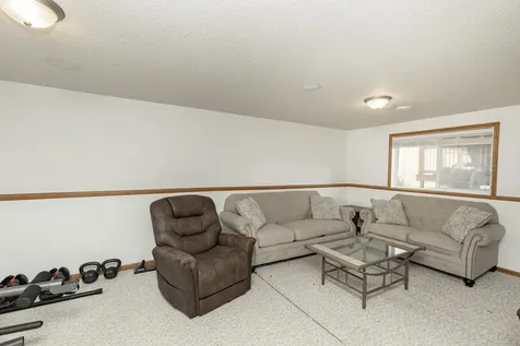 807 16th Avenue W West Fargo ND 58078